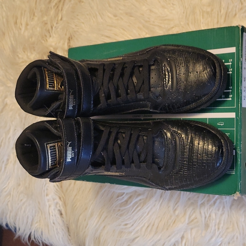 Sky Il Hi Texture " Puma" Silver Size 8.5